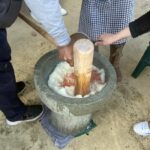 次の日曜日21日は「お餅つき大会」ですよ！