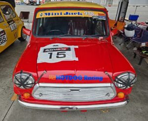 またまたお休みのお知らせ 明日4月12日（日）は MINI UP 参加のため、お休みさせていただきます。　２週連続、ご迷惑おかけいたします。m(__)m サイコーのお天気ですよ！お時間のある方は、鈴鹿ツインサーキットまでお越しくださいませ！＼(^o^)／